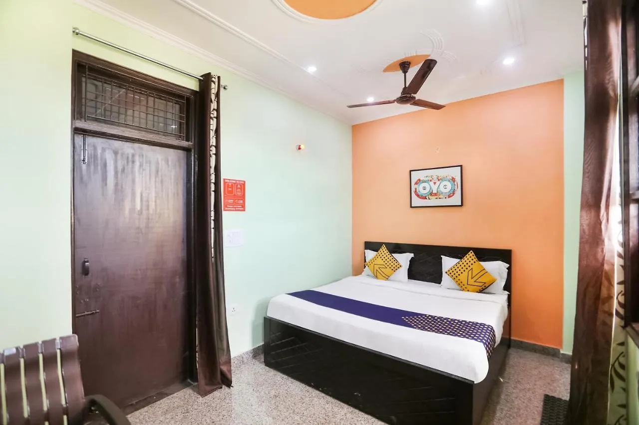 Spot On Main View Guest House Near Leisure Valley Park Gurgaon Hotel