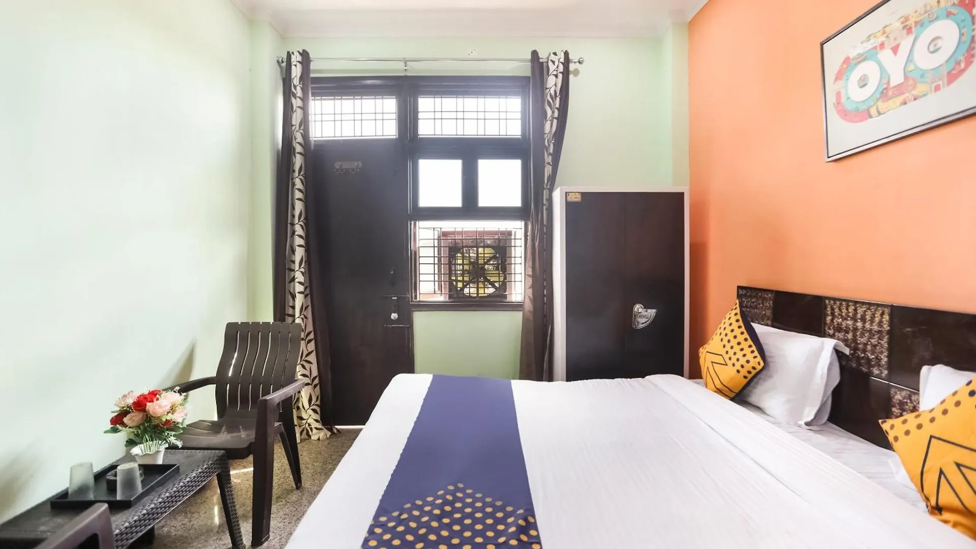 Spot On Main View Guest House Near Leisure Valley Park Gurgaon Hotel