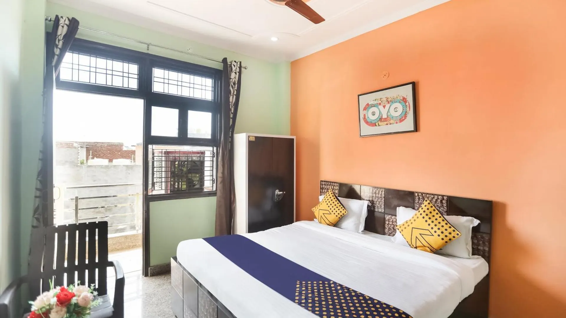 Spot On Main View Guest House Near Leisure Valley Park Gurgaon India